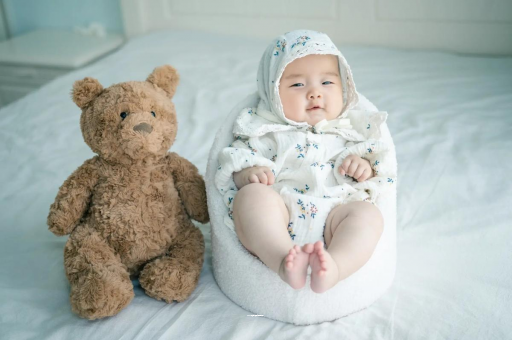 当阳宝宝摇头是怎么回事